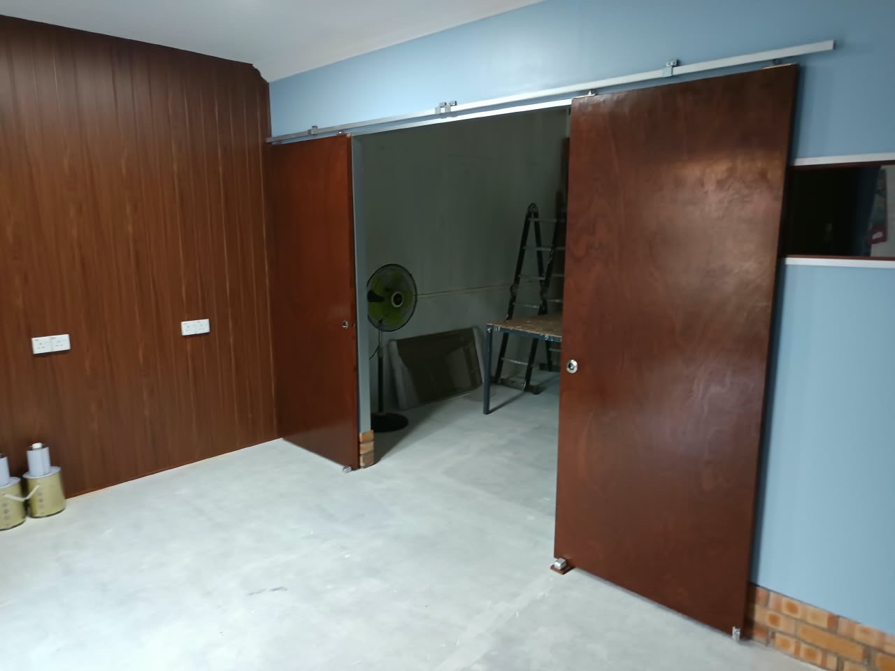 Handyman · hari sama — Kerja outlet F&B — Mela, Jerantut